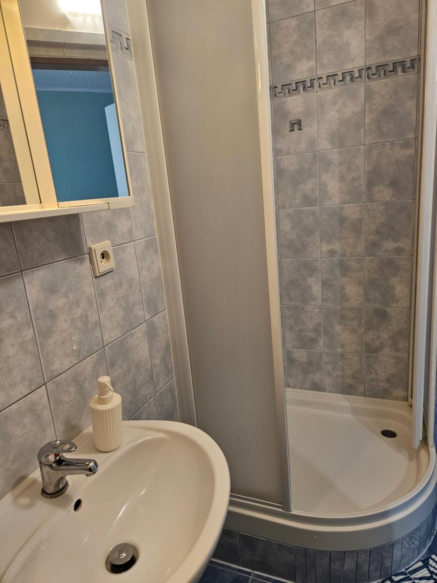 Guest House Pod Lesem Merklin Dış mekan fotoğraf