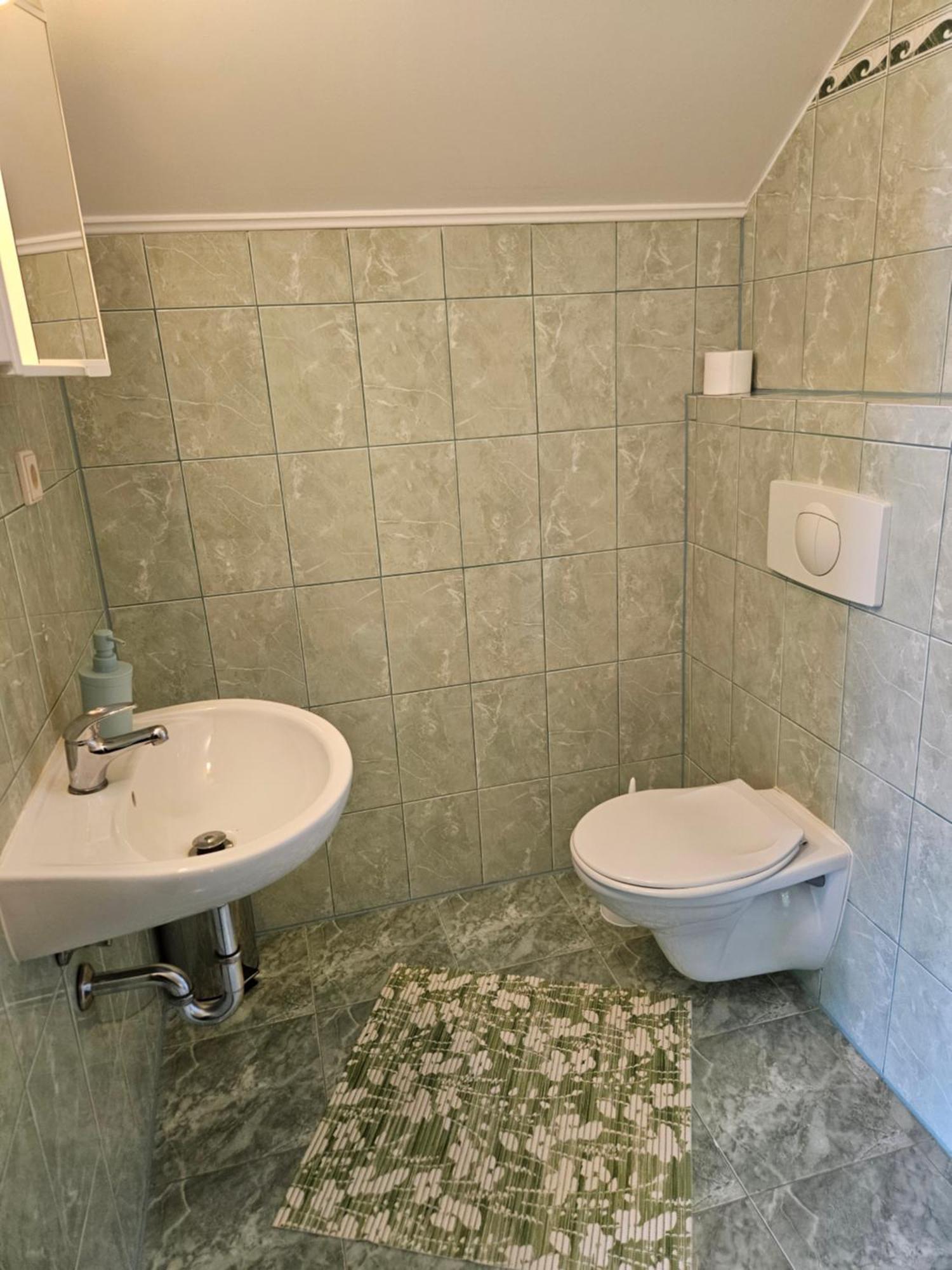 Guest House Pod Lesem Merklin Dış mekan fotoğraf