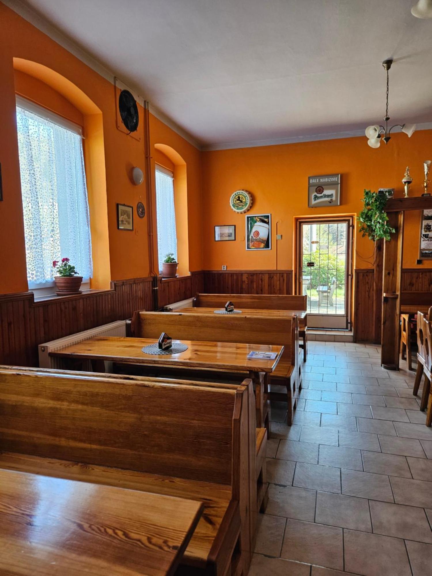 Guest House Pod Lesem Merklin Dış mekan fotoğraf